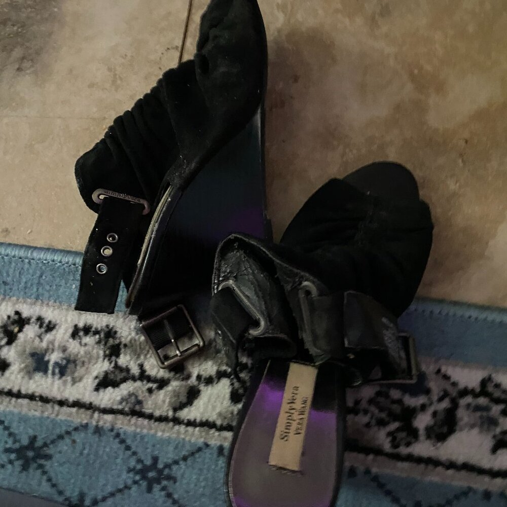 VERA WANG in VELVET!